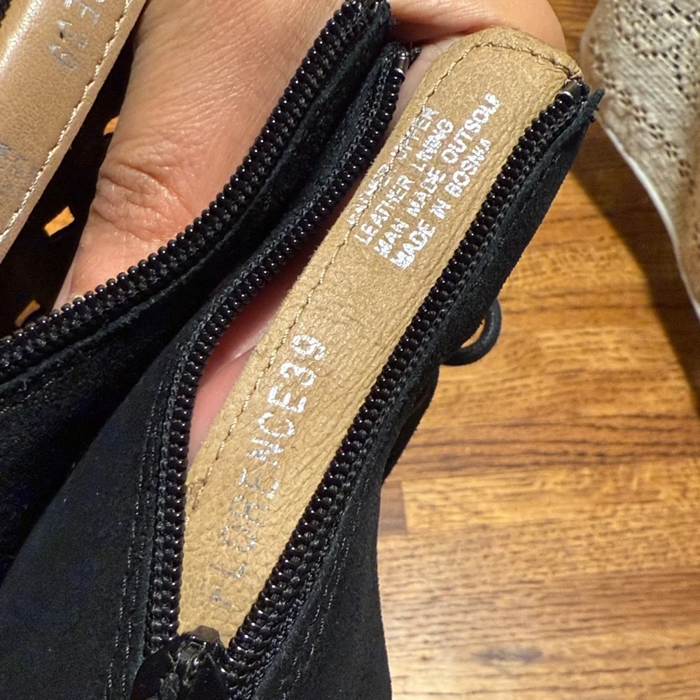 Miz Mooz Florence 279012 Women Black Suede Gladiator Sandals Shoes Sz 39 / 8/8.5 - Picture 4 of 8